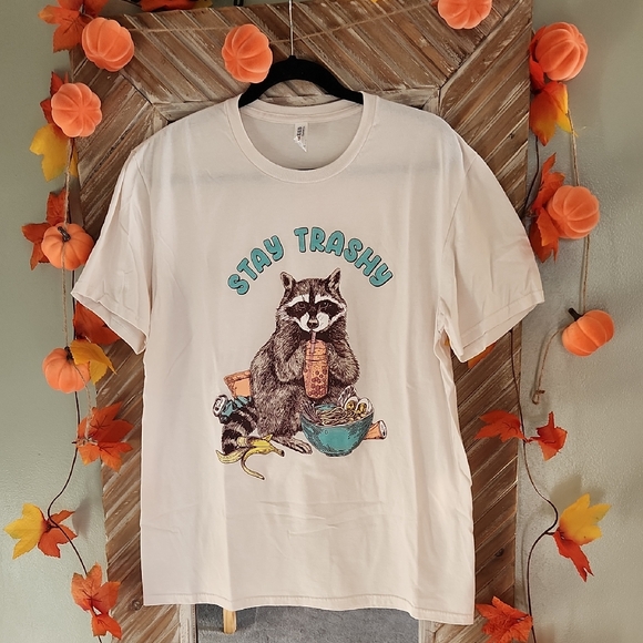 Jerzees Cream T-Shirt - Picture 1 of 3